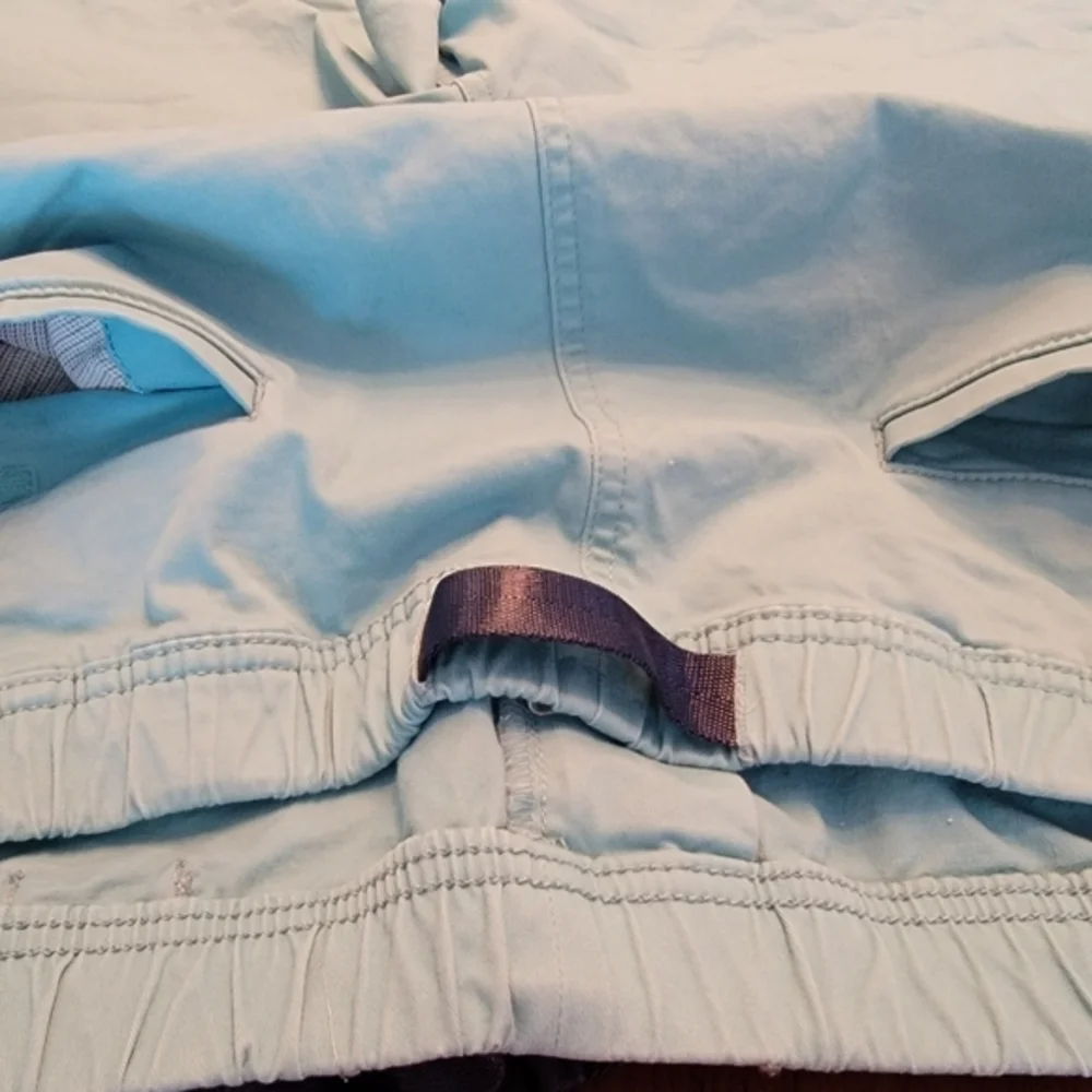 Goodthreads Men's Teal Belted Elatic Waist‎ Shorts XXL